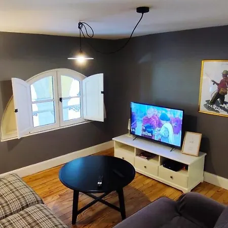 Le Gramont Apartment *